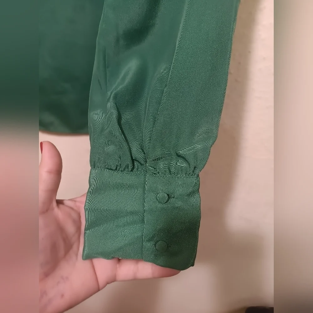 Elegant Green Women's Top